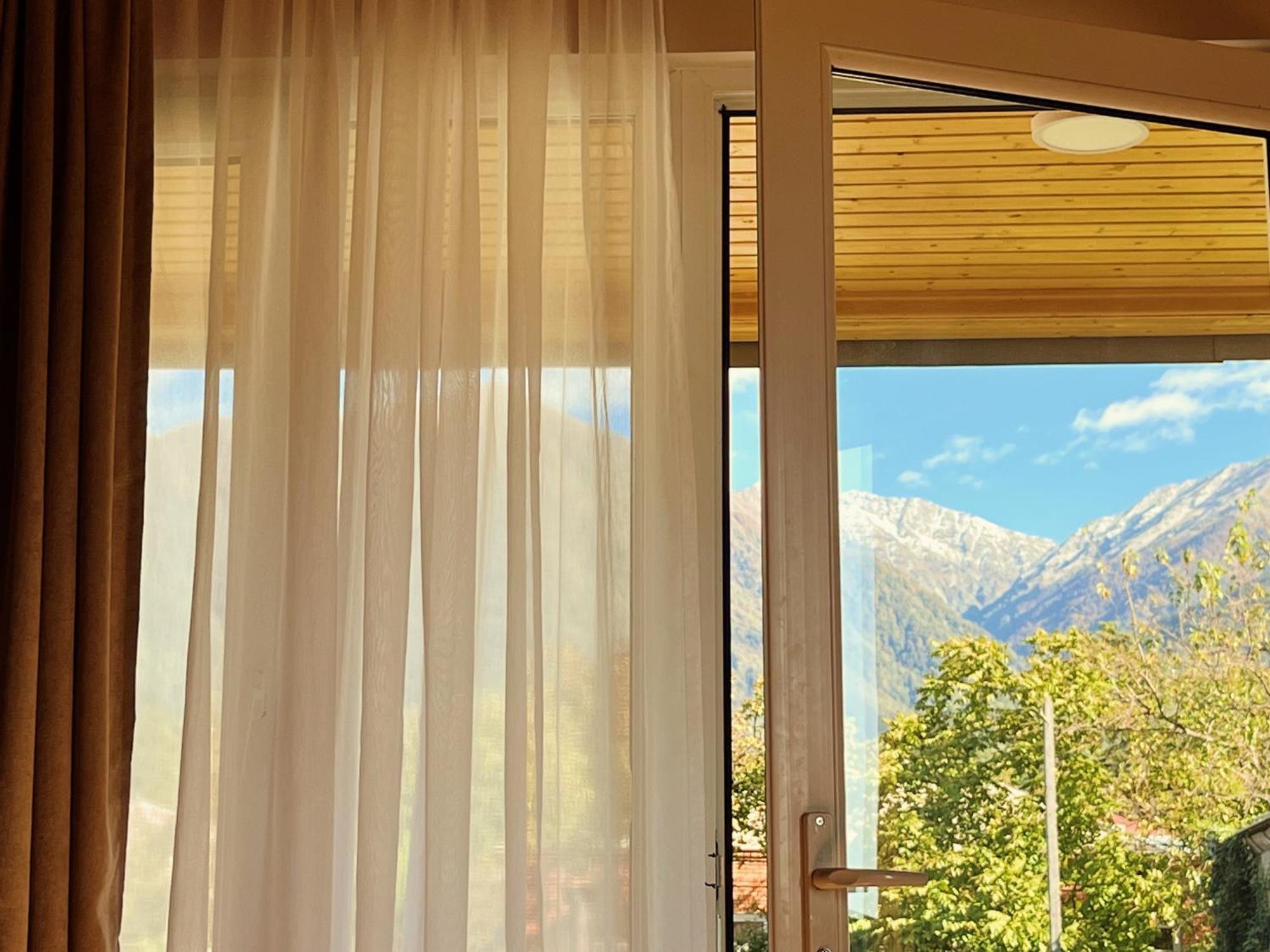 Mountain View Hotel Lagodekhi Ngoại thất bức ảnh